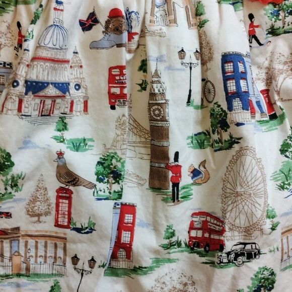 Papa Dress 4T London Themed Cotton Lined Graphic British Spring Easter - Picture 2 of 9